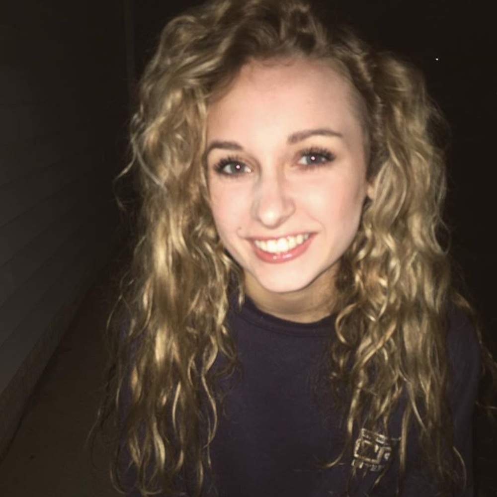 Meet your Posher, Olivia
